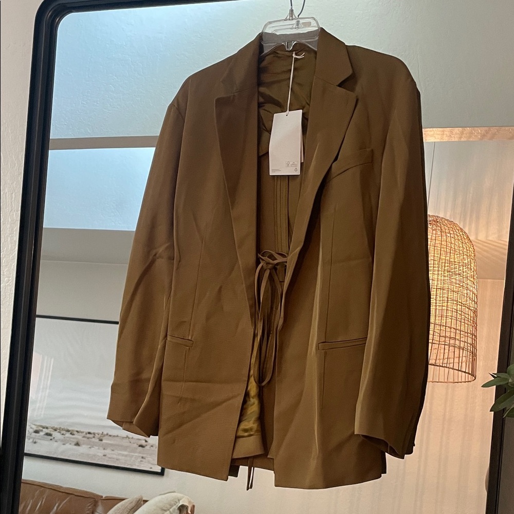 COS Women's Blazer. Size 4! BNWT!